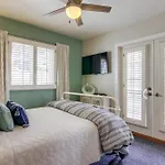 Coral Cottage