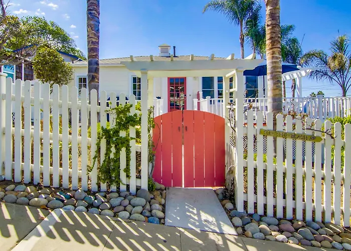 Coral Cottage