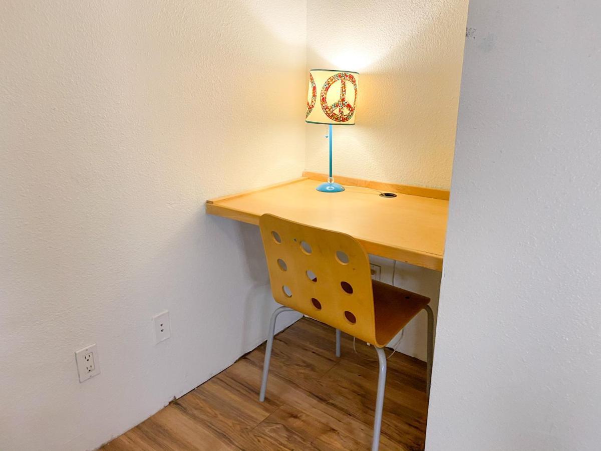 Ith Colive Balboa Park Hostel *
