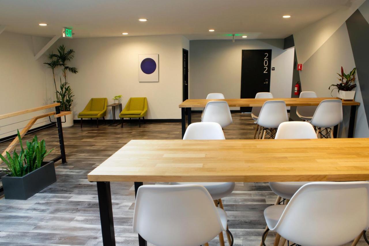 Classy Hostel San Diego