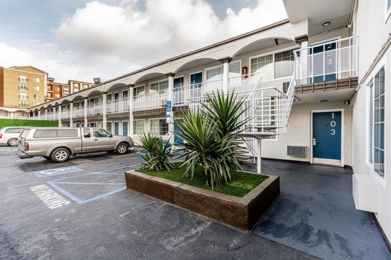 Motel Pacific Y