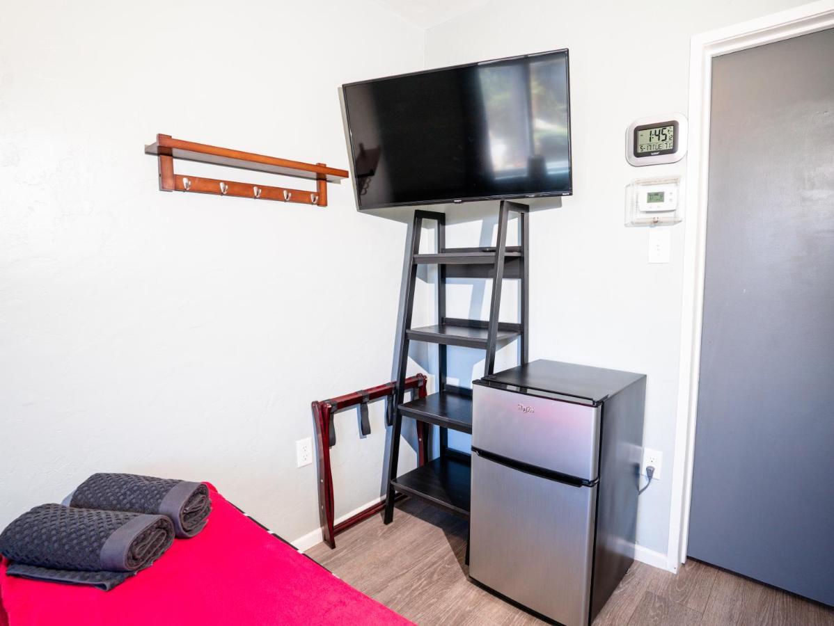 California Dreams - Ocean Hostel *
