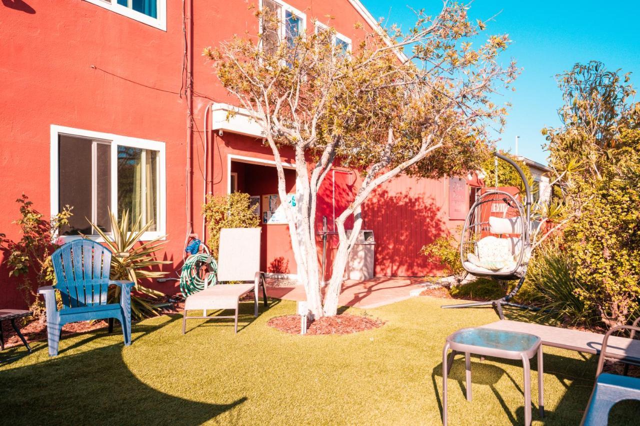 California Dreams - Ocean Hostel