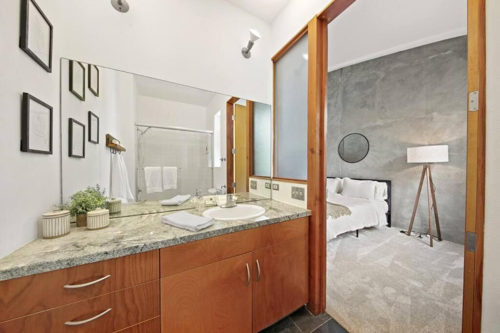 New York Style Penthouse In The Heart Of The Holiday home San Diego