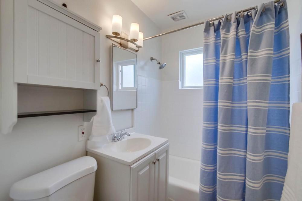 Holiday home Avalon 4