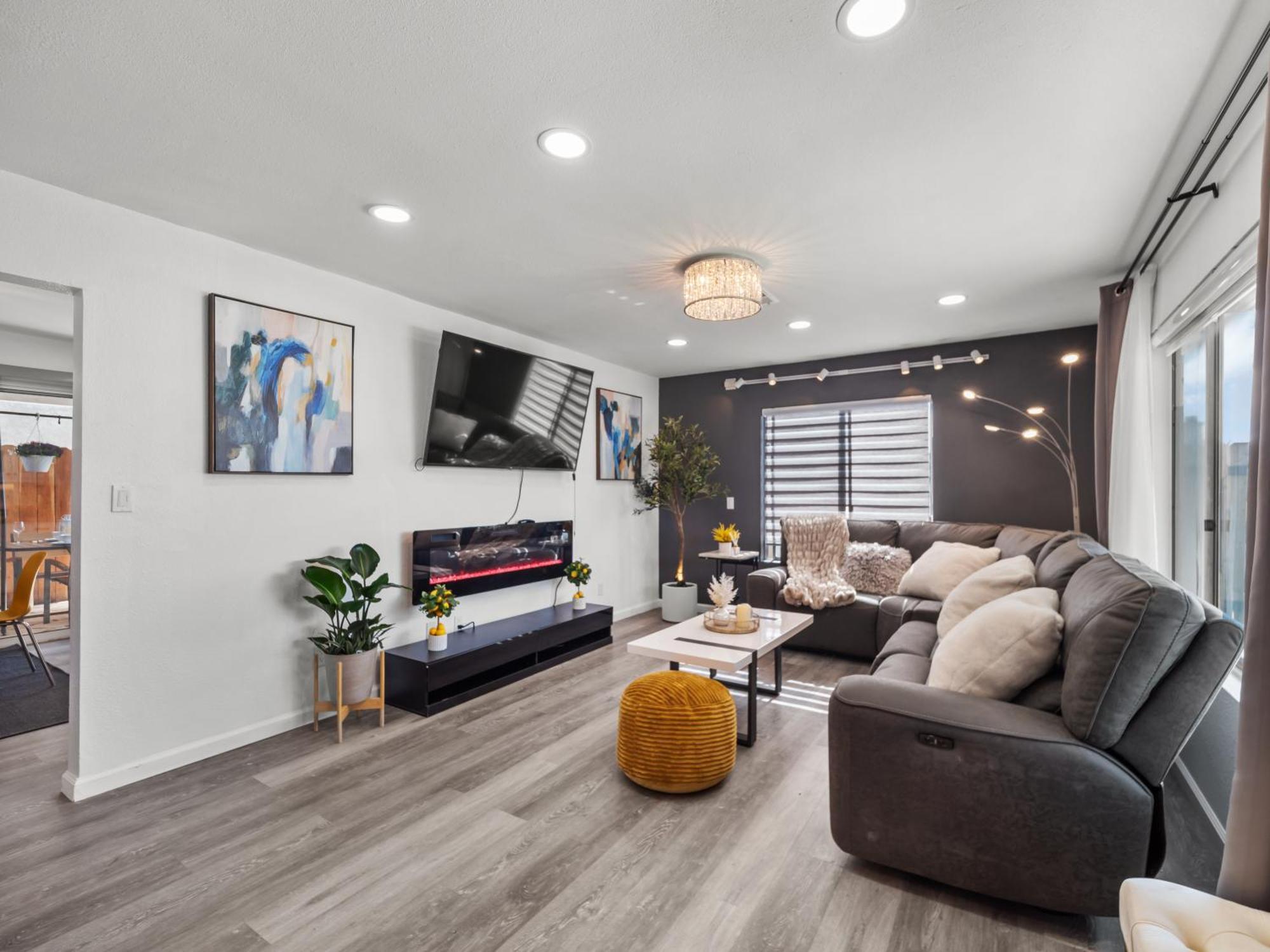 Super Spacious Family Vacation House! *