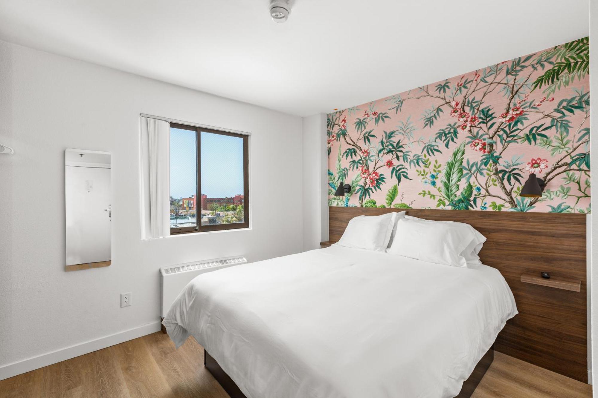 Aparthotel Uptown - Limited Service San Diego