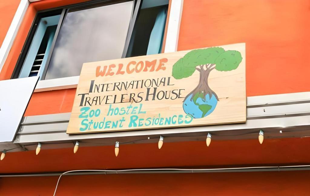 Ith Colive Balboa Park Hostel *