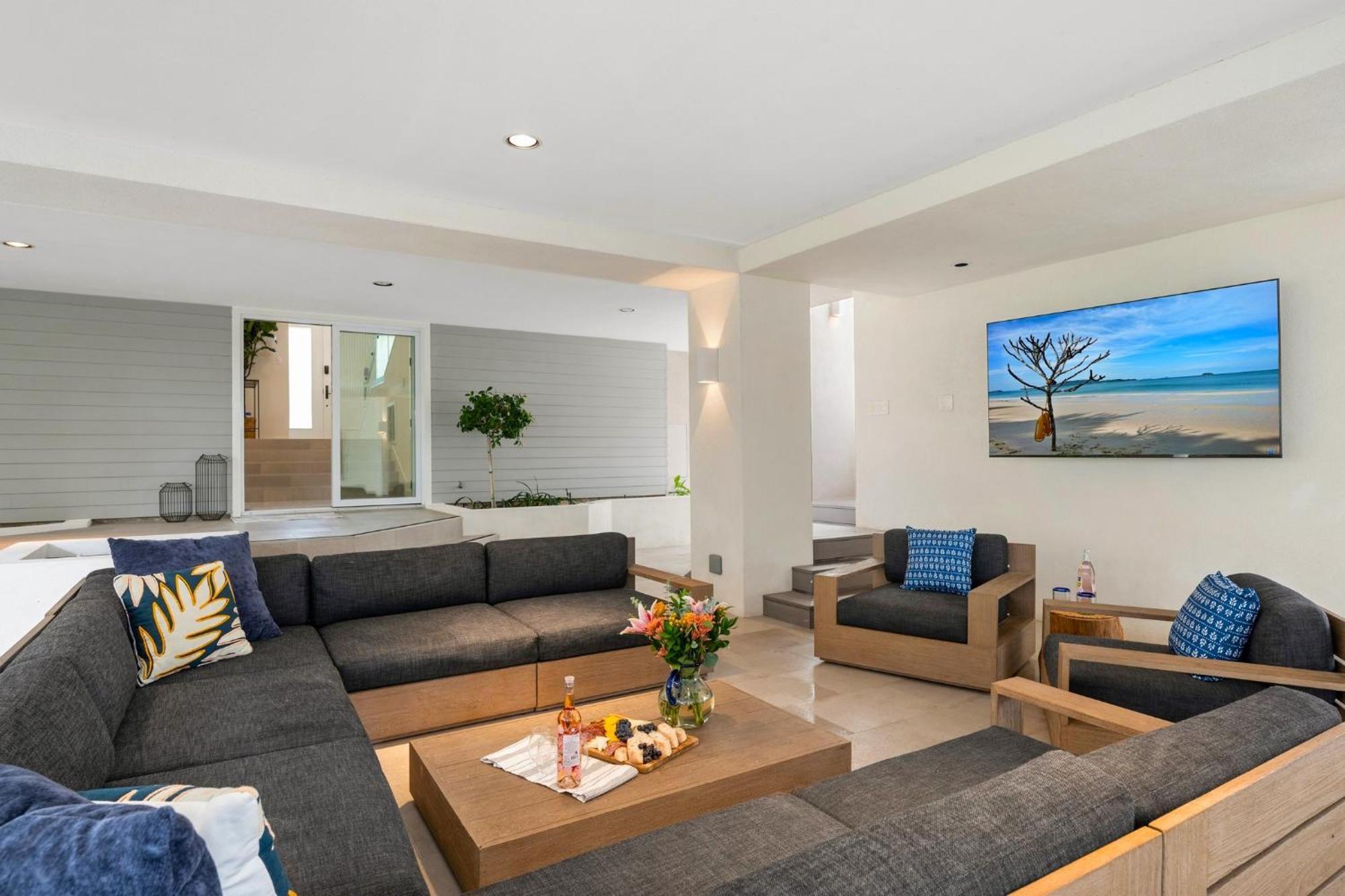 B5406 Shoreline Retreat *