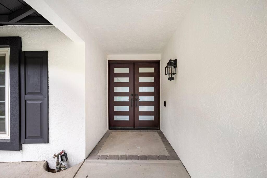 Luxury Getaway - Only 15 Min To Downtown Holiday home *