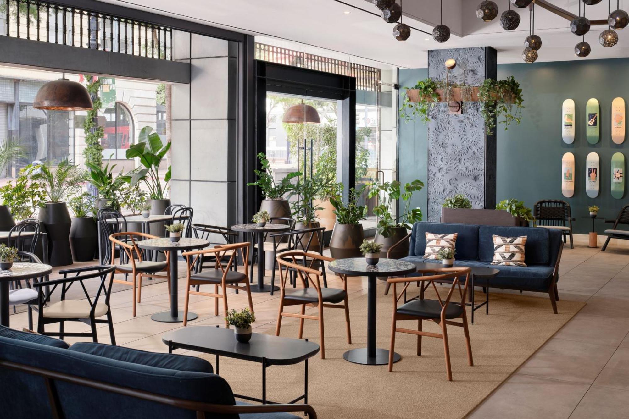 Alma Downtown, A Tribute Portfolio Hotel 4*