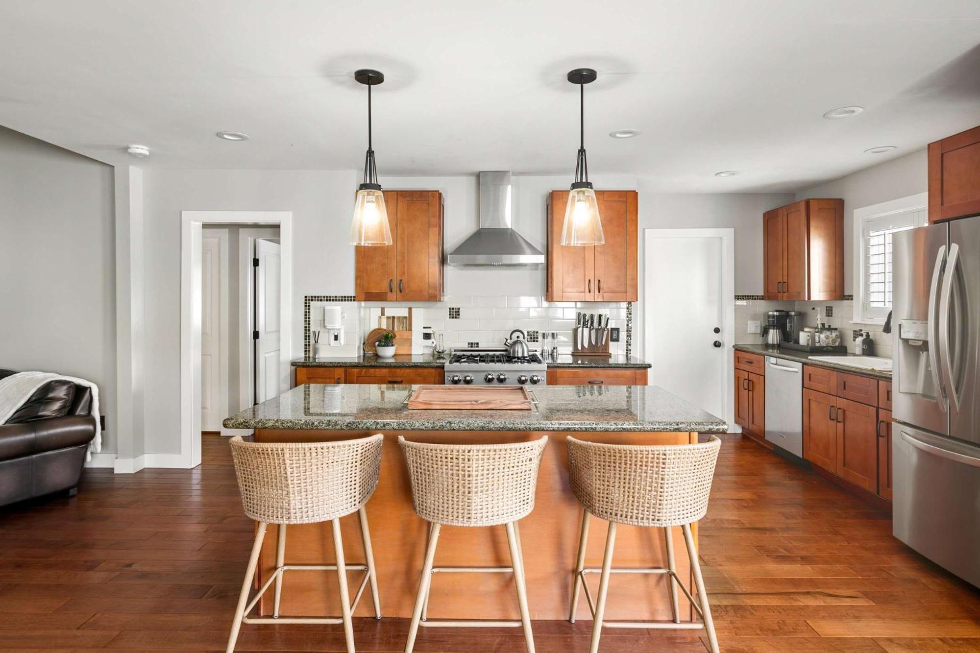 Cozy 3br Steps To Dining & Attractions * San Diego