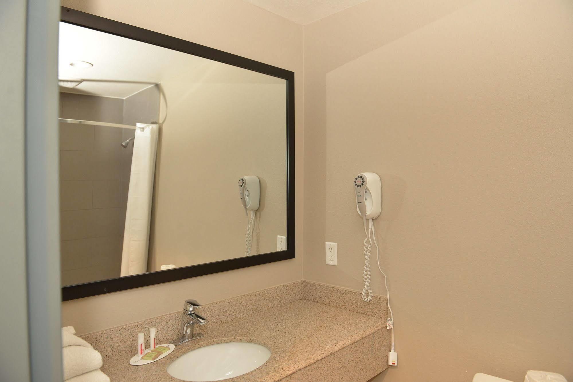 Super 8 By Wyndham San Diego/imperial 2* San Diego