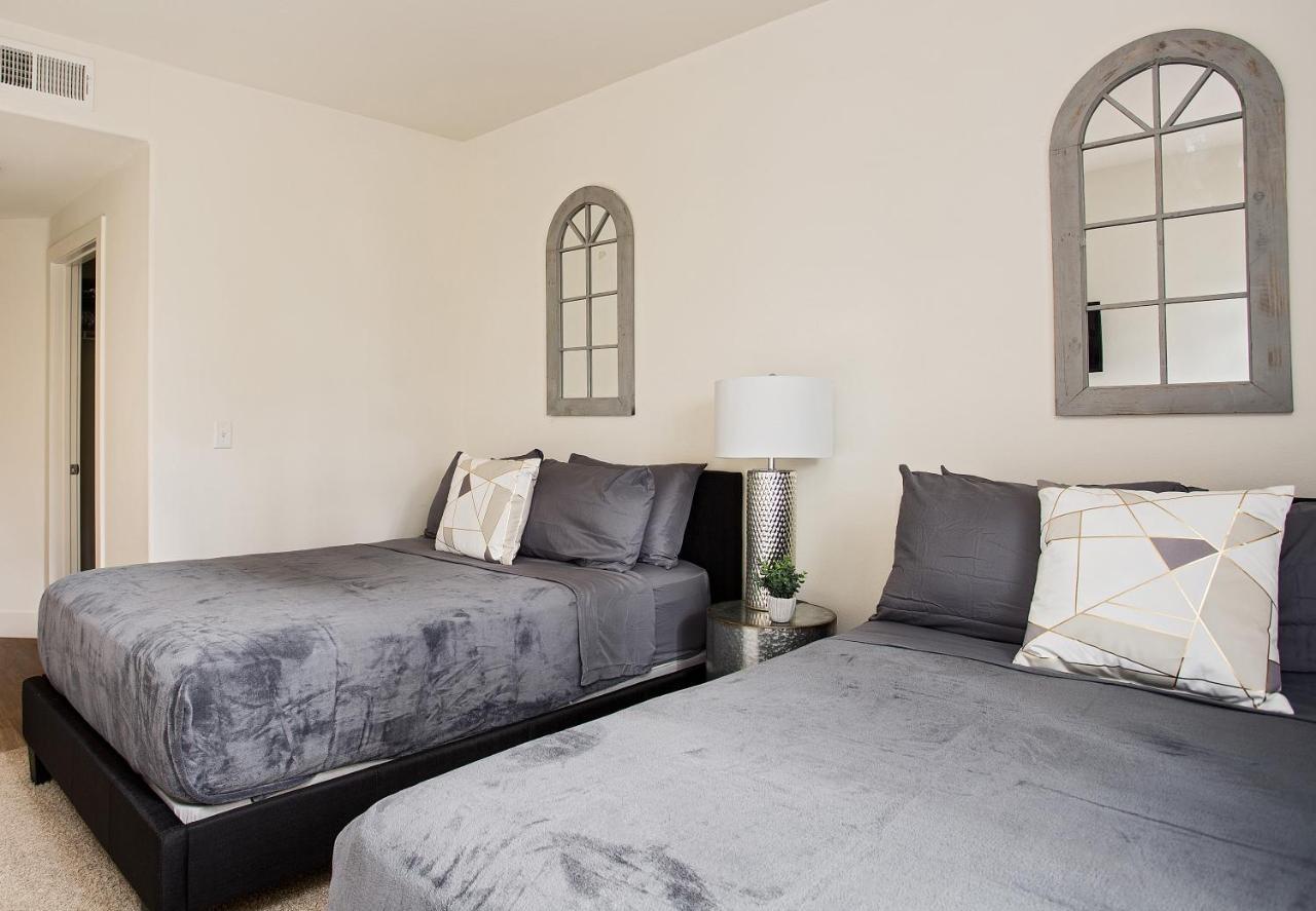 Sd Dazzling Apt Sleeps 6 * San Diego