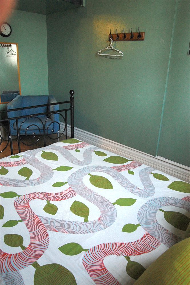 Hi San Diego Downtown Hostel