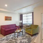 1-Bedroom With Cali King Size Bed In San Diego