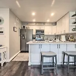 Contemporary San Diego Gem With Community Pool!