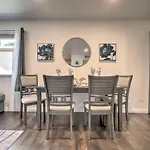 Contemporary San Diego Gem With Community Pool!