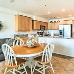 San Diego Condo On Boardwalk - Steps To Beach!