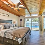 Chic Central San Diego House With Private Pool!