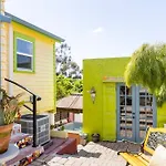 Nagy\'S Artsy B&B For 8 With Jacuzzi & Fireplace