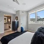 Sea Gem Beachfront Condo In Famous Windansea