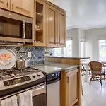 Stunning Ocean View Home W Rooftop Terrace, Firepit, Fast Wifi, Ac & Parking!