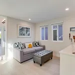 Beautiful Beach Home - Ocean View, Ac & Patio