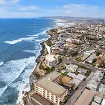 Sunset Cliffs Lookout - Ocean Front Luxury Condo