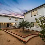 Casa Italia -2Br- Free Driveway Parking For 2 Cars