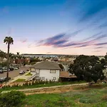 Casa Italia -2Br- Free Driveway Parking For 2 Cars