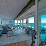 Oceanfront Studio In Heart Of La Jolla Cove