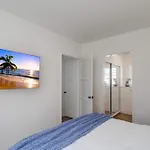 Surf Shack 2