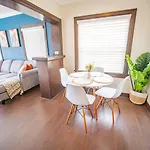 Sunny Retreat Near San Diego Zoo, Beach & Downtown