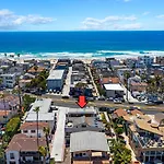 Bay View Beach House - Your Coastal Retreat