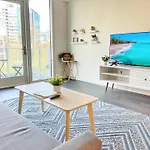 Stunning Apartment By Petco Park!