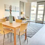 Stunning Apartment By Petco Park!