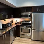 Cute And Cozy 1 Bed & Bath Apartment W/ Office