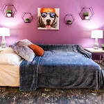 Healthcare-Professionals-King-Freeparking-Wifi-Pet