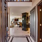 B5172 Villa On The Bay - 7 Bedroom