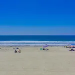 B5135 Pacific Blue Three