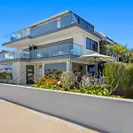 B5396 Bayside Retreat