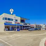 B5323 Mission Beach Sandbar