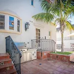 Mediterranean-Style Villa In Point Loma