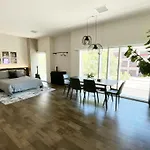 Luxury 2 Story Apartment By Convention Center & Petco Park