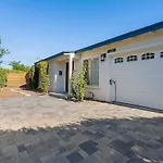 San Diego Chill House With Jacuzzi-Golf-Game Room