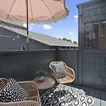 Cozy 1 Bedroom Casita Overflowing With Natural Light