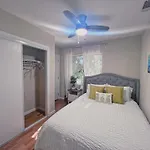 Calligraphy Home With Private Deck Near Sdsu