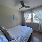 Calligraphy Home With Private Deck Near Sdsu