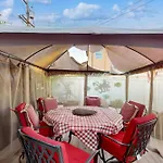 Pacific Beach Cottage